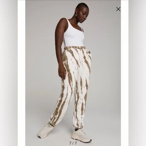 NWT Good American Boyfriend Sweatpants Size Large